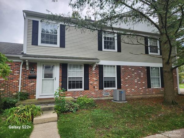 2640 Fenwick Court, Ann Arbor, MI 48104