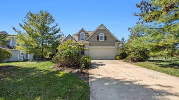 3872 Steamboat Court, Ann Arbor, MI 48108