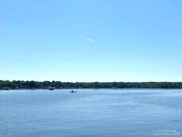 Manitou Beach, MI 49253,2721 Round Lake Highway