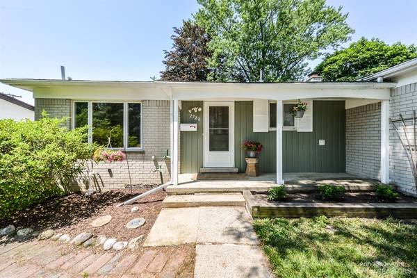 Ann Arbor, MI 48105,2788 Briarcliff Street