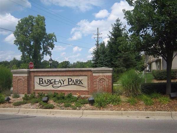 2705 Barclay Way, Ann Arbor, MI 48105