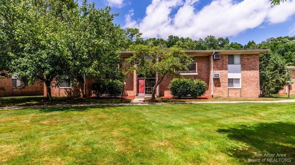 1257 Island Drive #101, Ann Arbor, MI 48105