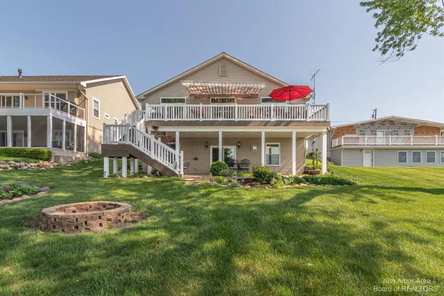 10807 Westdale Drive, Jerome, MI 49249