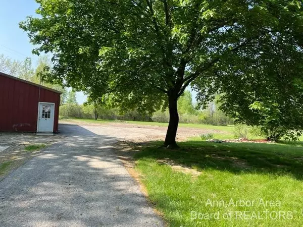 South Rockwood, MI 48179,5342 Carleton Rockwood Road