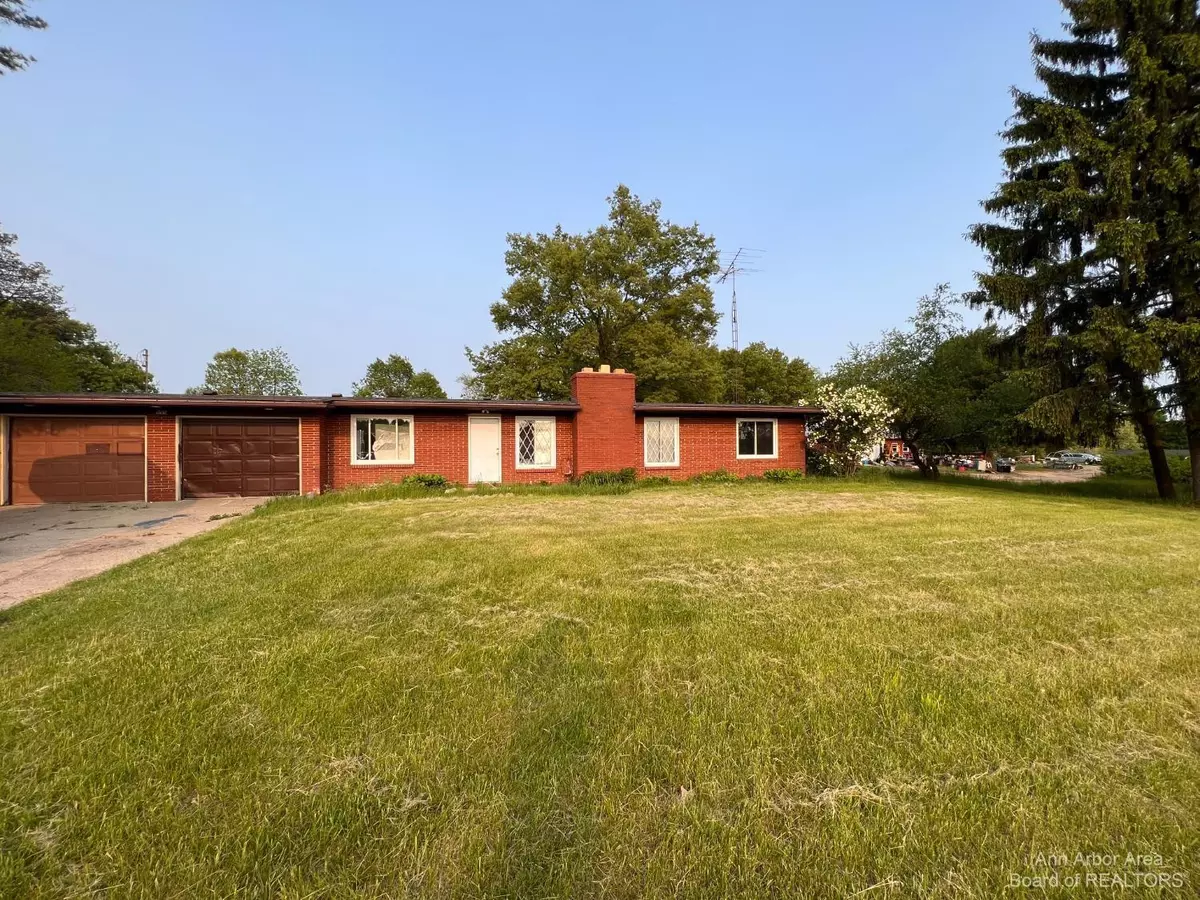 Grass Lake, MI 49240,4105 List Road