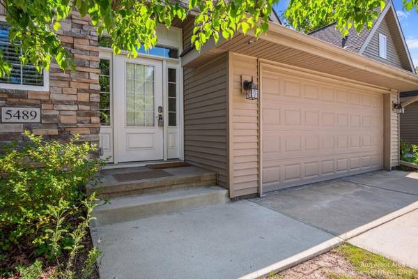 5489 Trillium Crossing Court, Ann Arbor, MI 48103