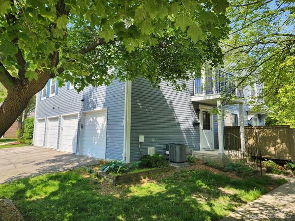 2734 Glenbridge Court, Ann Arbor, MI 48104