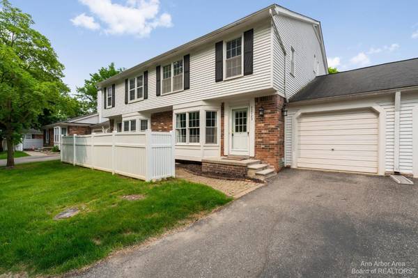 42123 Mill Race Circle, Plymouth, MI 48170