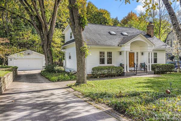 2863 Kimberley Road, Ann Arbor, MI 48104