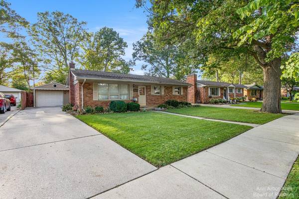 623 Center Drive, Ann Arbor, MI 48103