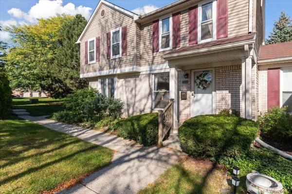 2904 W Whittier Court, Ann Arbor, MI 48104