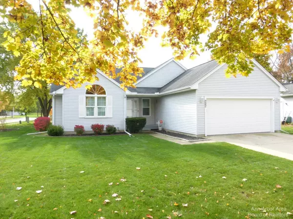 Saline, MI 48176,587 Berkshire Drive