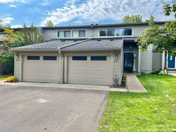 691 Skynob Drive #691, Ann Arbor, MI 48105