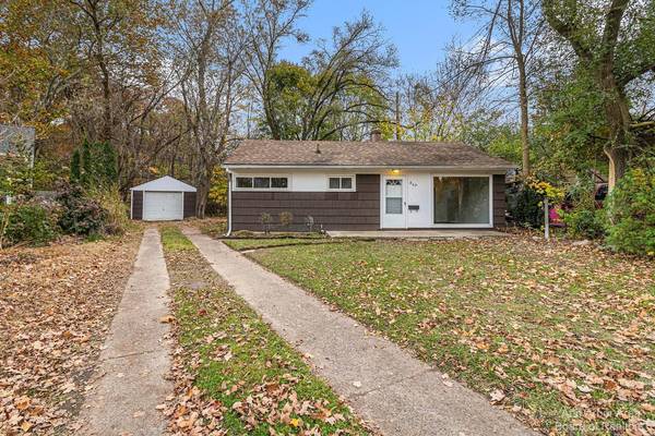 869 Starwick Drive, Ann Arbor, MI 48105