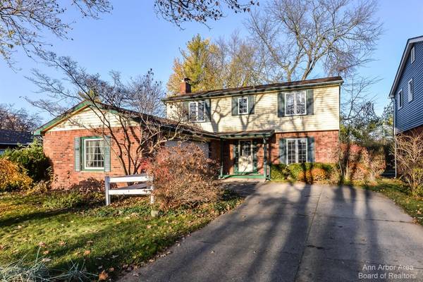 2655 Esch Avenue, Ann Arbor, MI 48104