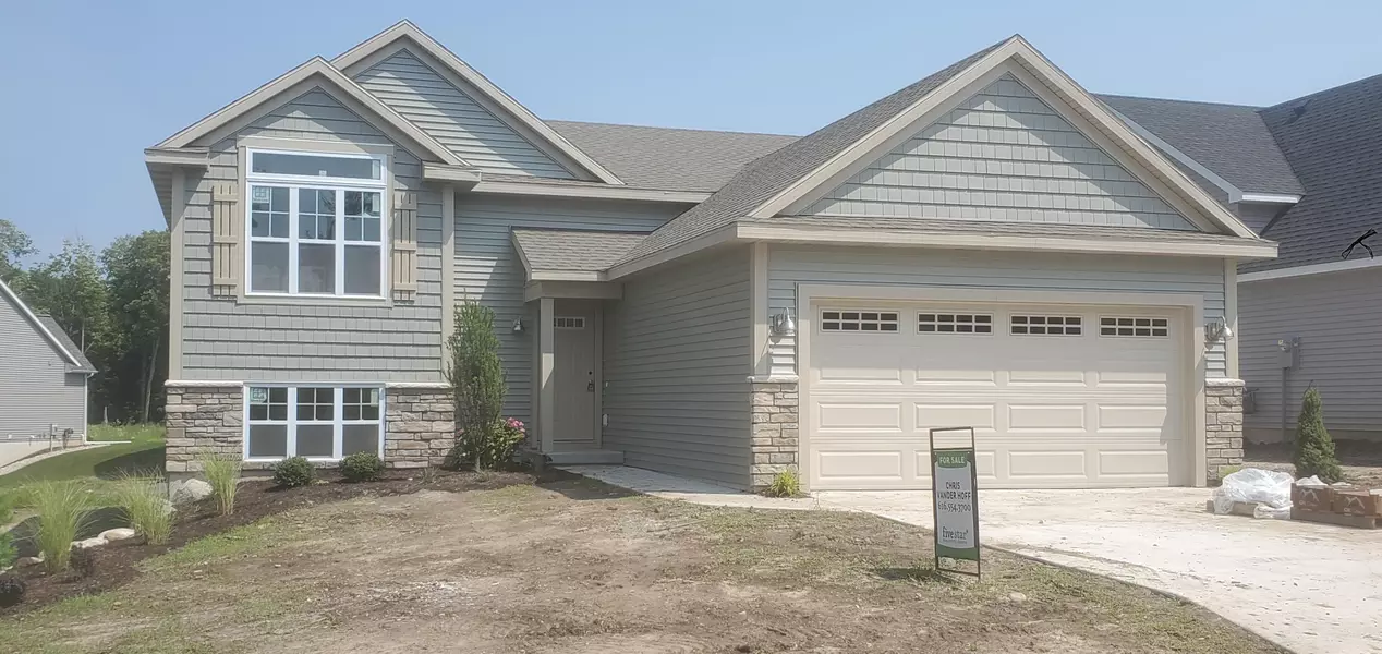 8822 Lupine Spur, Caledonia, MI 49316