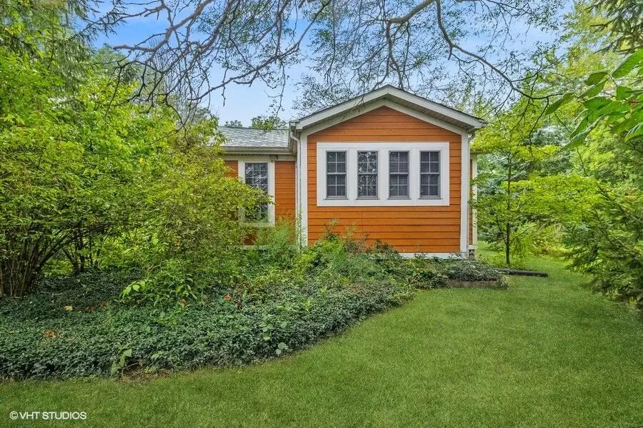 17612 Avery Road, Three Oaks, MI 49128