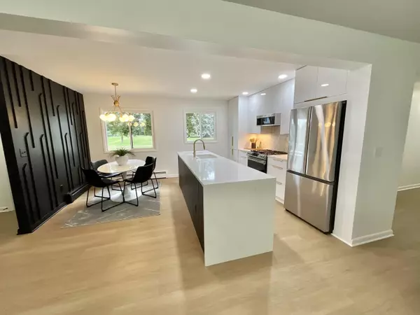 2860 Northville NE Drive Grand Rapids, MI 49525