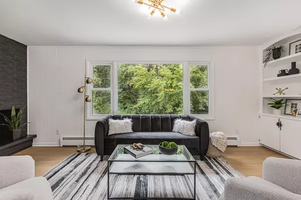 2860 Northville NE Drive Grand Rapids, MI 49525