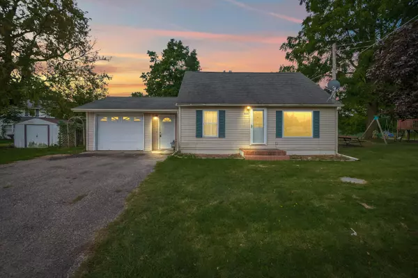 9050 Hudson Road, Pittsford, MI 49271