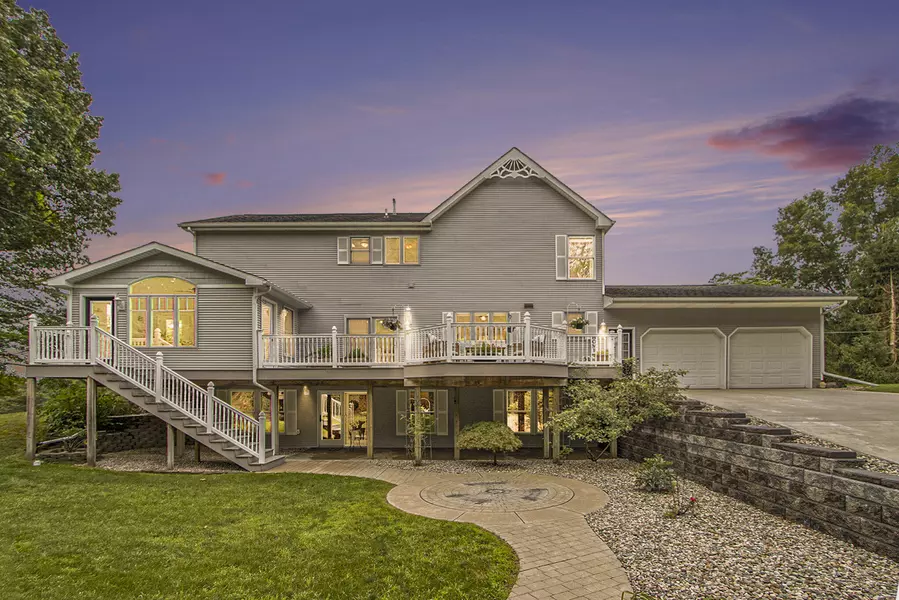 9980 S 2nd Street, Mattawan, MI 49071