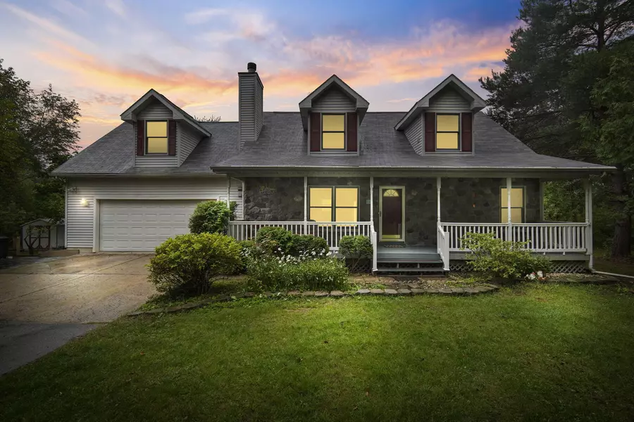 6748 Freer Place, Eaton Rapids, MI 48827
