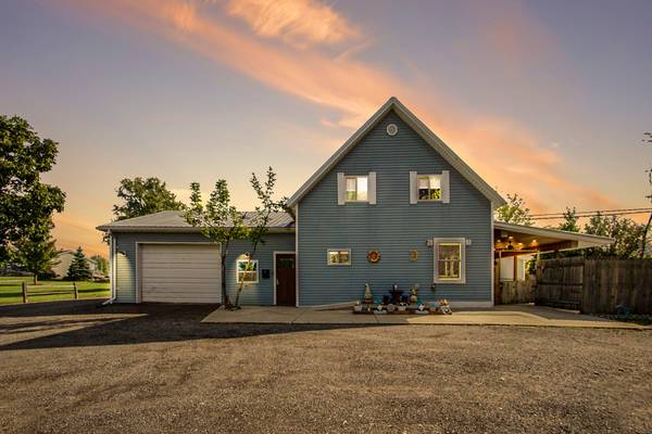 9747 Oatman Road,  Avoca,  MI 48006