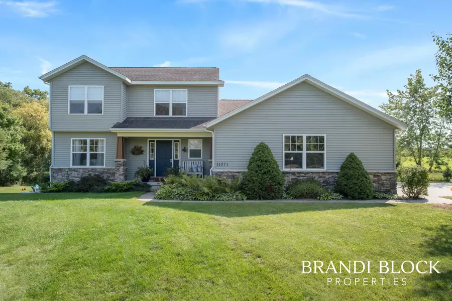 11271 Hawks Landing Road, Lowell, MI 49331