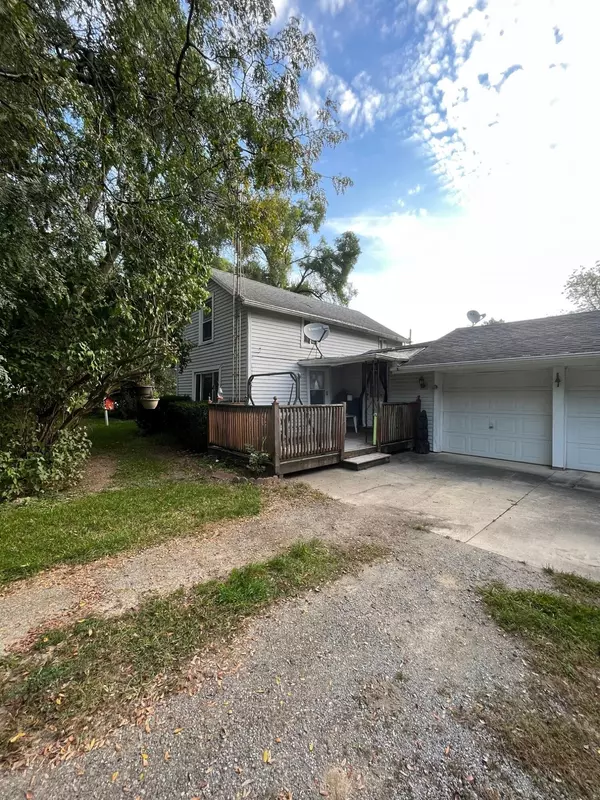 Clarklake, MI 49234,9545 Gates Road