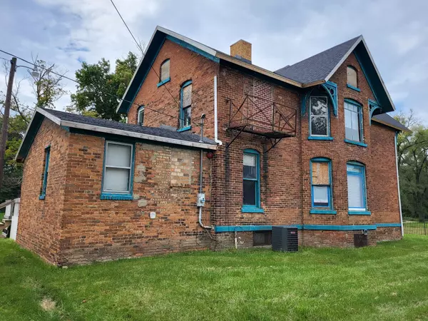 Benton Harbor, MI 49022,662 Highland Avenue