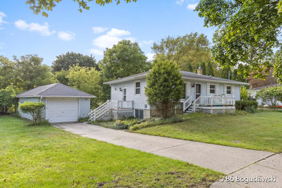 Grand Rapids, MI 49534,1392 Stanwood NW Street