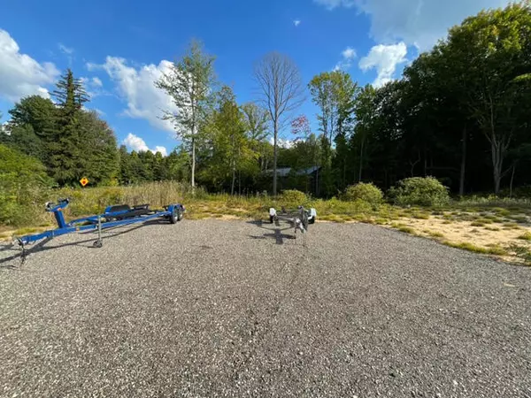 Saugatuck, MI 49453,6316 Gleason Road