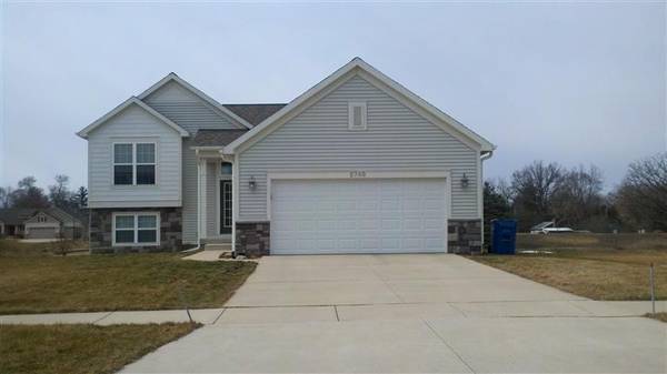 5749 Beyhill NE Drive, Belmont, MI 49306