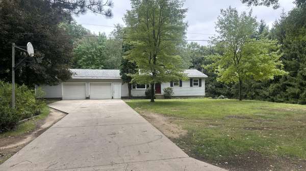 3737 E Michillinda Road, Twin Lake, MI 49457