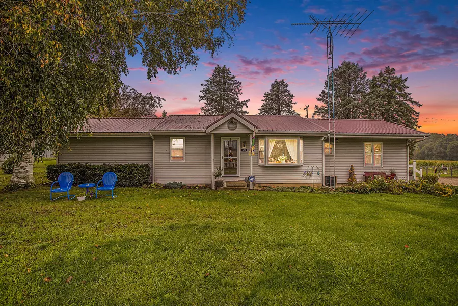 526 Athens Road, Sherwood, MI 49089