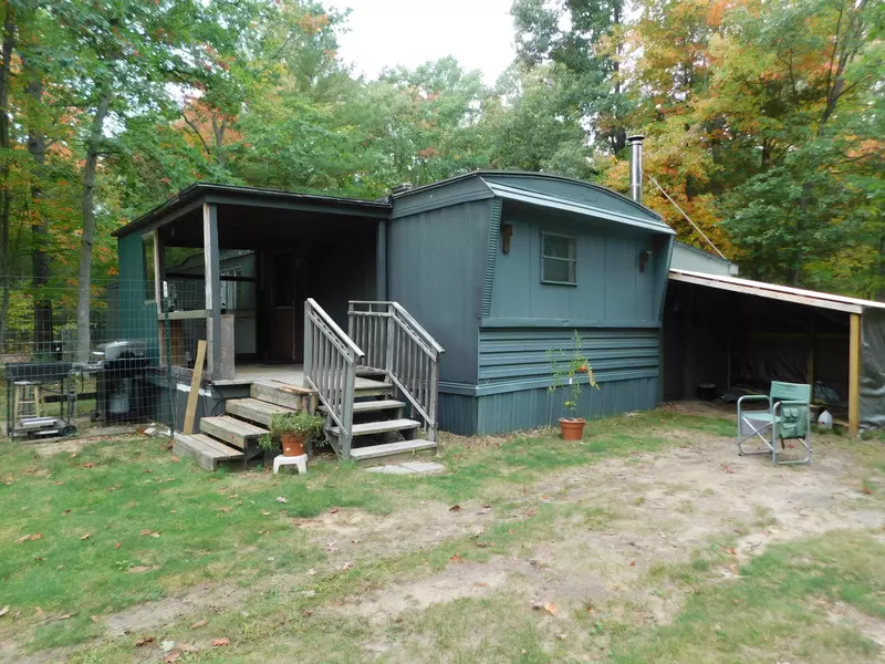 3910 E Hawley Road, Custer, MI 49405