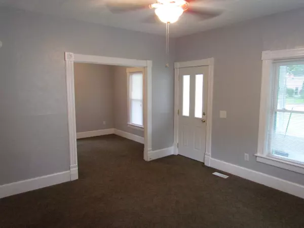 Greenville, MI 48838,802 S Lafayette Street