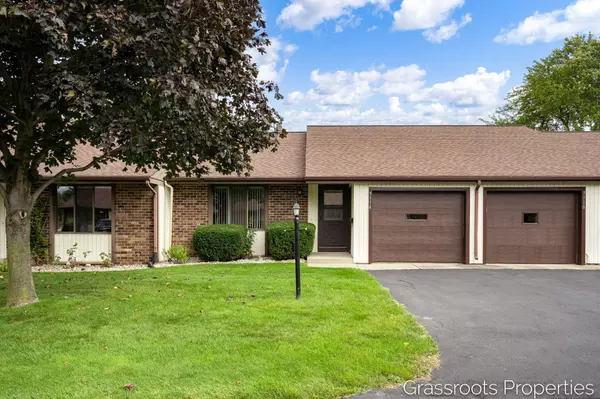 Hudsonville, MI 49426,5114 Ridge Court