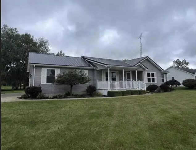 5740 Cobblestone Drive, North Branch, MI 48461