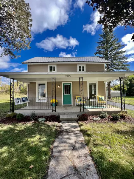 205 S Columbia Street, Scottville, MI 49454