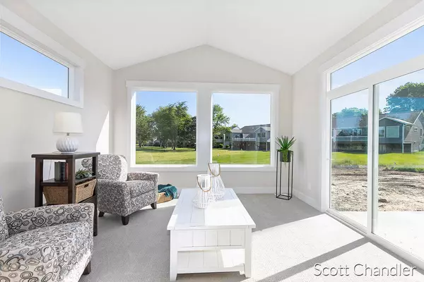 Hudsonville, MI 49426,1189 Gleneagle Trail #37