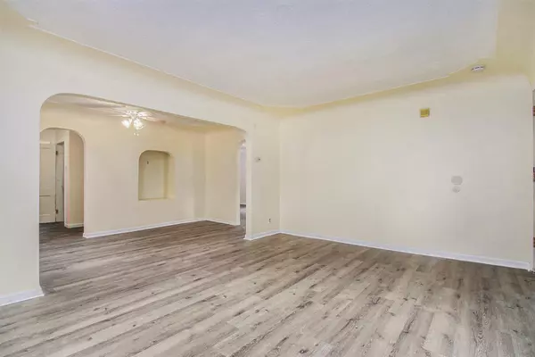 Muskegon Heights, MI 49444,2424 Wood Street