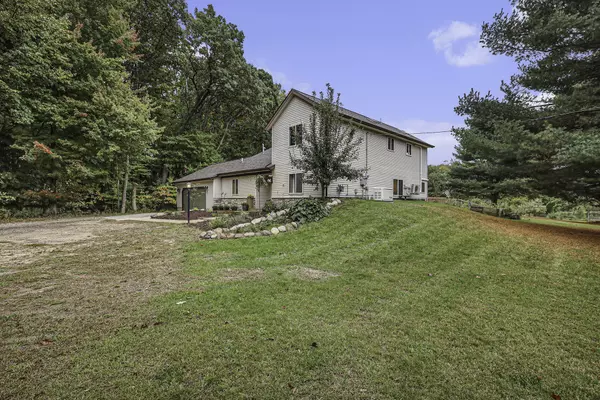 Greenville, MI 48838,11180 Hart NE Street