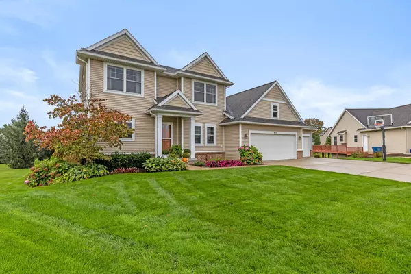 Jenison, MI 49428,913 Golfside Court