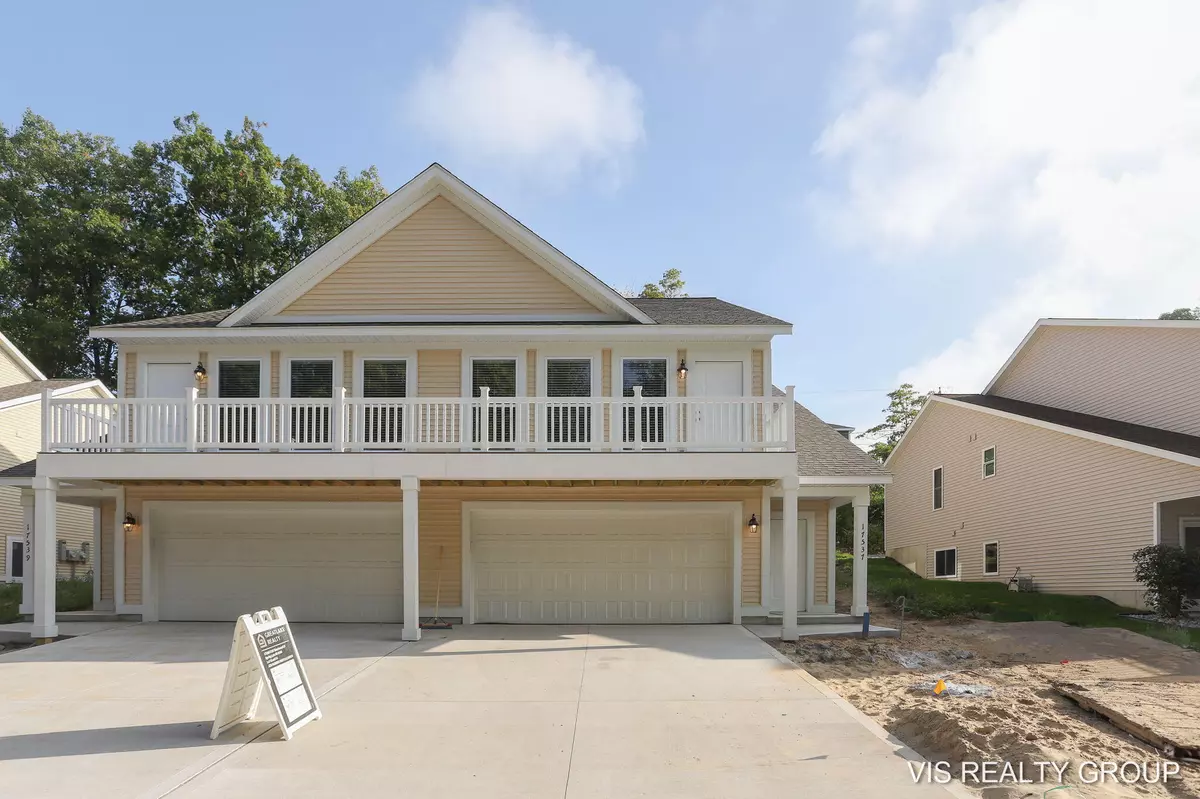 Spring Lake, MI 49456,17537 Beechwood Lane
