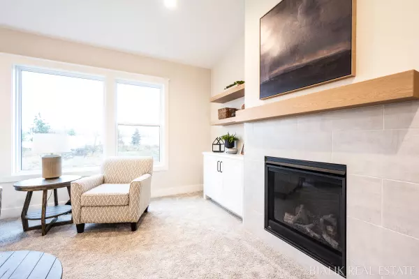 Grandville, MI 49418,604 Sun Vale Lane #2
