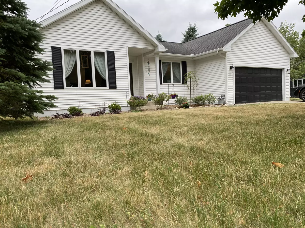 Jonesville, MI 49250,493 Salem Drive