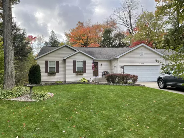 6615 Beech Creek Drive, Fruitport, MI 49415