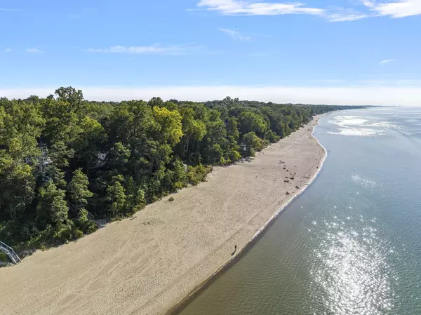 Union Pier, MI 49129,16096 Lake Avenue