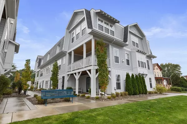 120 N Barton #Unit B,  New Buffalo,  MI 49117